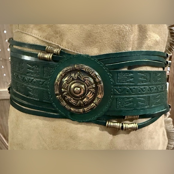 Vtg Western Tooled Green Leather Bead Belt Size M Avion International Spain - Picture 6 of 8